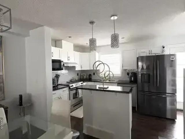 Townhouse for rent in Northwest, Alberta