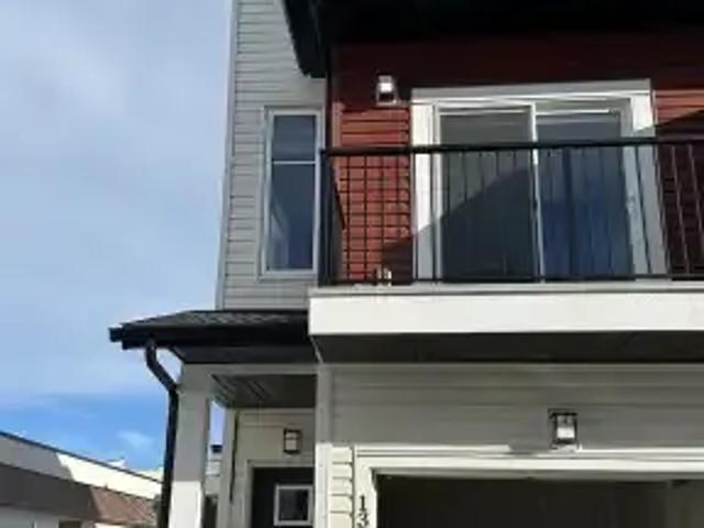 Townhouse for rent in Northwest, Alberta