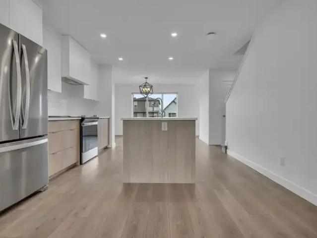 Townhouse for rent in Northwest, Alberta
