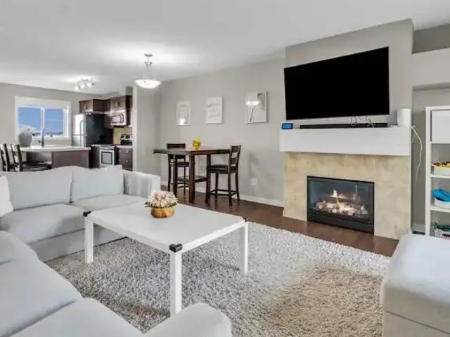 Townhouse for rent in Northwest, Alberta