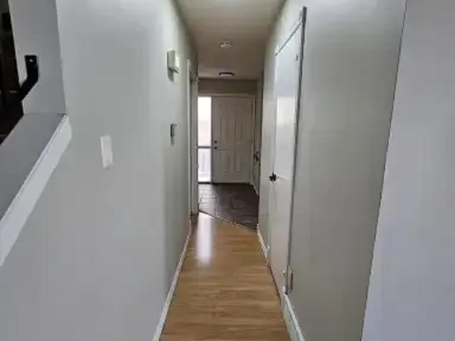 Townhouse for rent in Northwest, Alberta