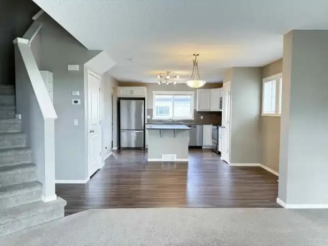 Townhouse for rent in Northwest, Alberta