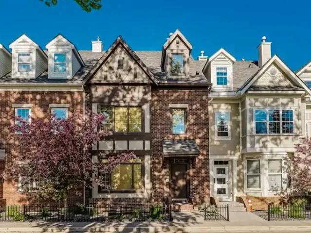Townhouse for rent in Northwest, Alberta
