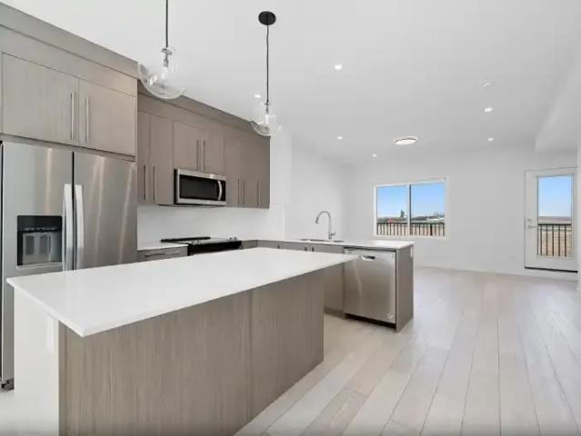 Townhouse for rent in Chestermere, Alberta