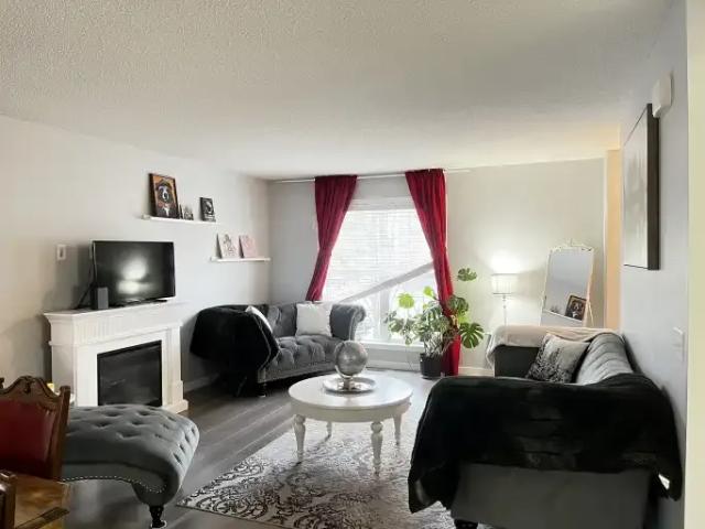 Townhouse for rent in Alberta