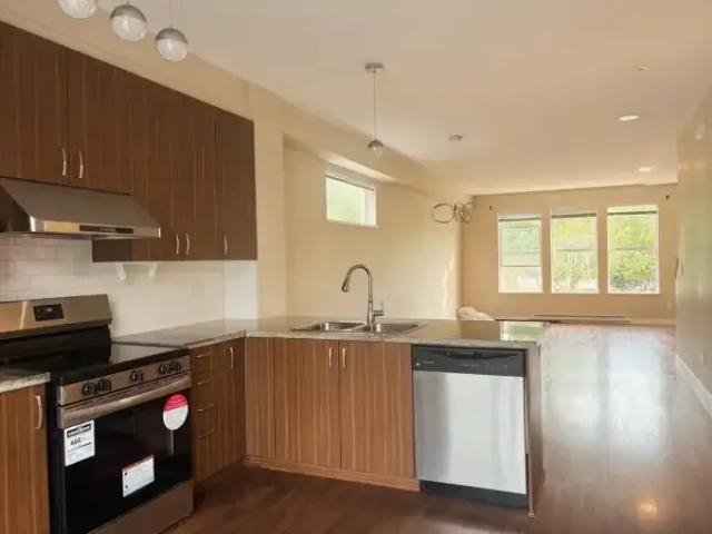 Townhouse for rent in Delta, British Columbia