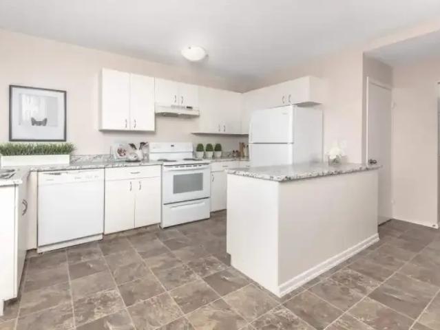Townhouse for rent in Wedgewood, Alberta