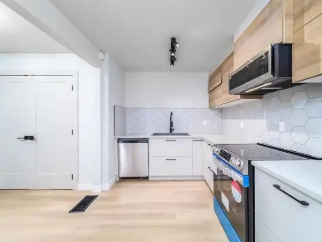 Townhouse for rent in Wedgewood, Alberta