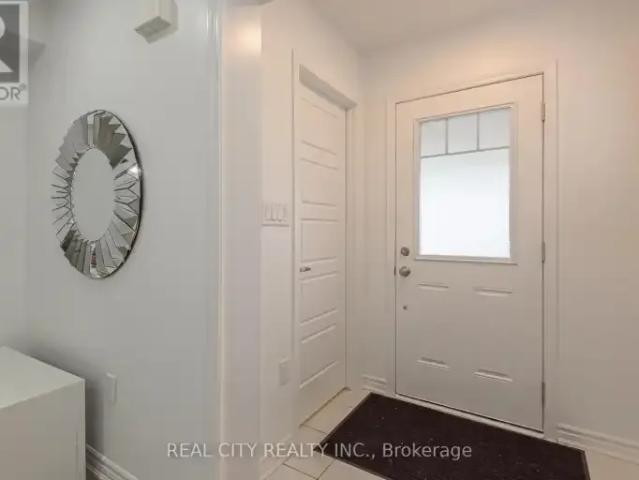 Townhouse for rent in Milton, Ontario