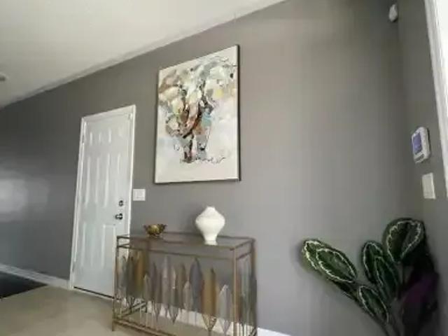 Townhouse for rent in Milton, Golden Horseshoe