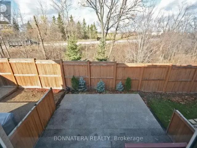 Townhouse for rent in Oakville