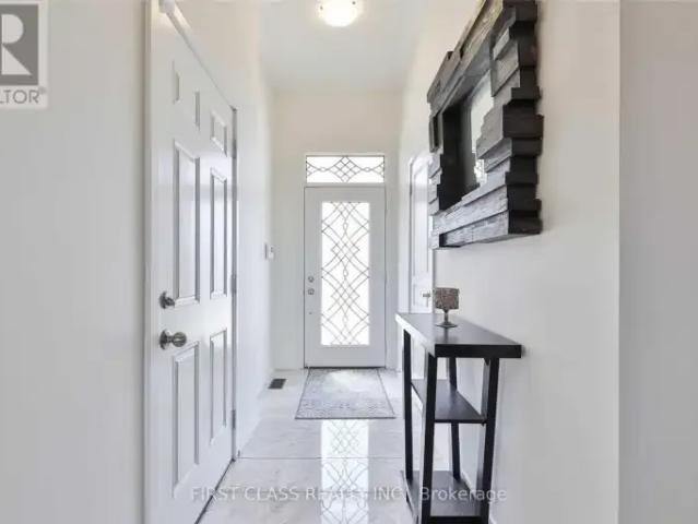 Townhouse for rent in Oakville, Ontario