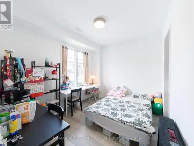 Townhouse for rent in Oakville, Ontario