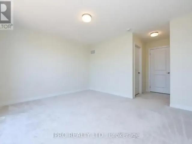 Townhouse for rent in Oakville
