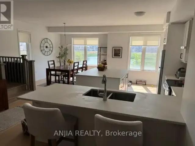 Townhouse for rent in Oakville, Ontario