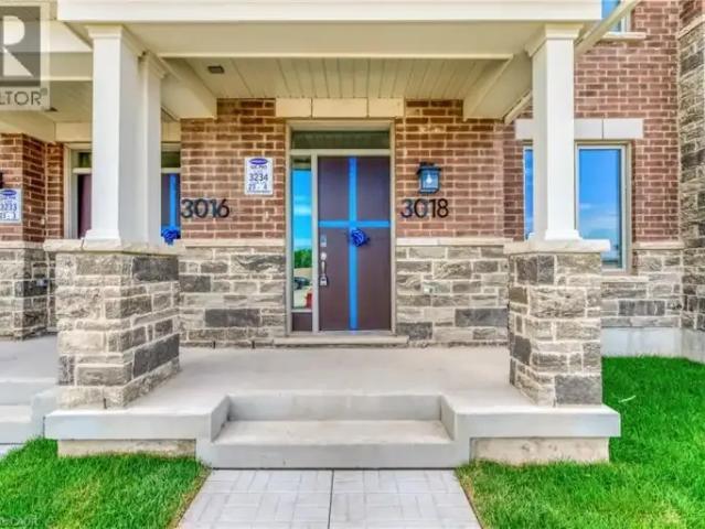 Townhouse for rent in Oakville, Ontario