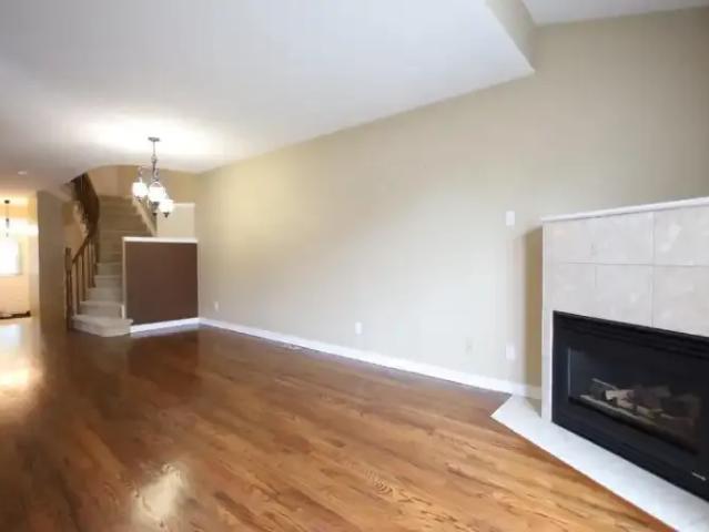 Townhouse for rent in Mulhurst Bay, Ontario