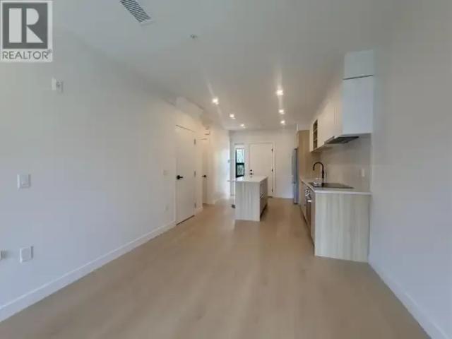 Townhouse for rent in City Centre, Richmond