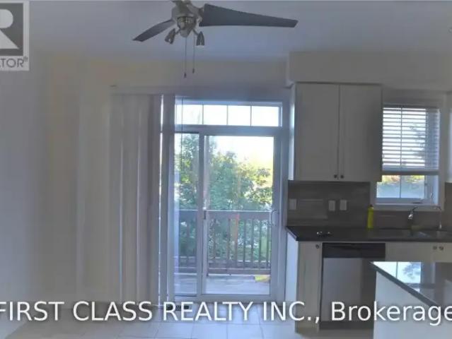 Townhouse for rent in Richmond Hill, Golden Horseshoe