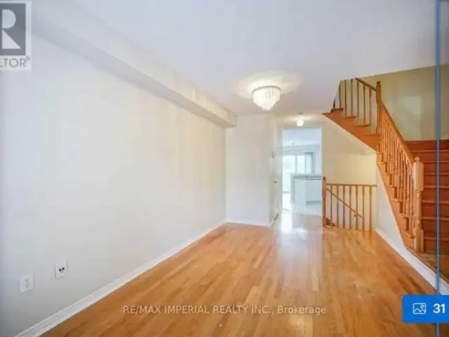 Townhouse for rent in Richmond Hill, Ontario