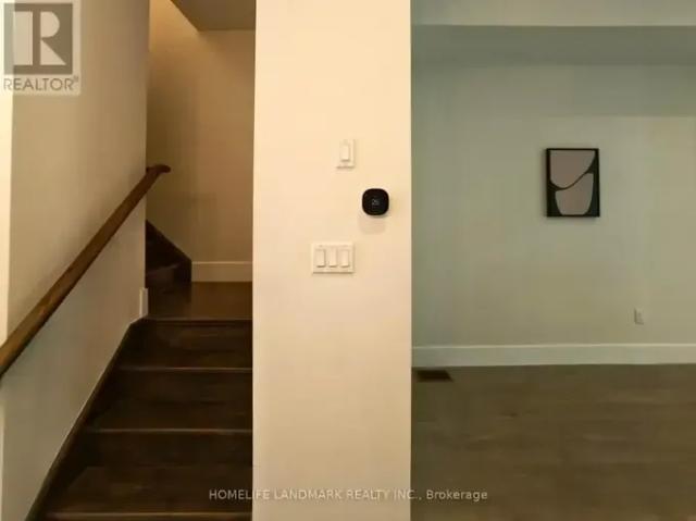 Townhouse for rent in Richmond Hill