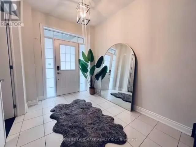 Townhouse for rent in Richmond Hill, Golden Horseshoe