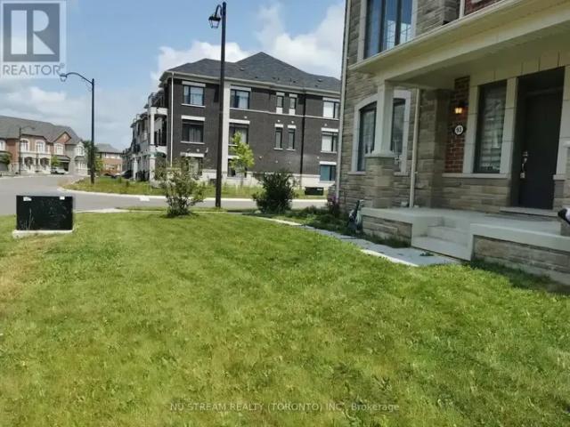 Townhouse for rent in Richmond Hill