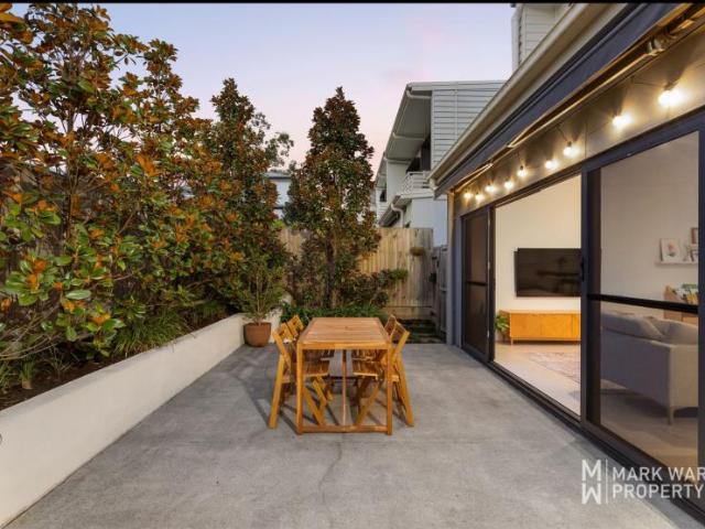 Townhouse for sale in Toombul, Queensland