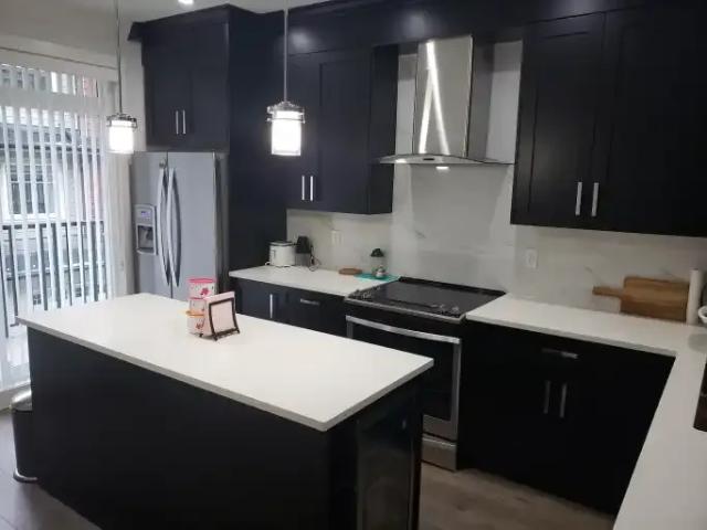 Townhouse for rent in Surrey, British Columbia