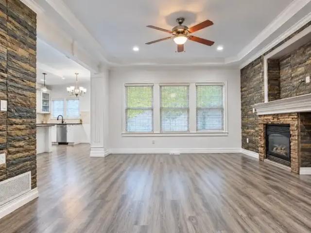 Townhouse for rent in Surrey, British Columbia