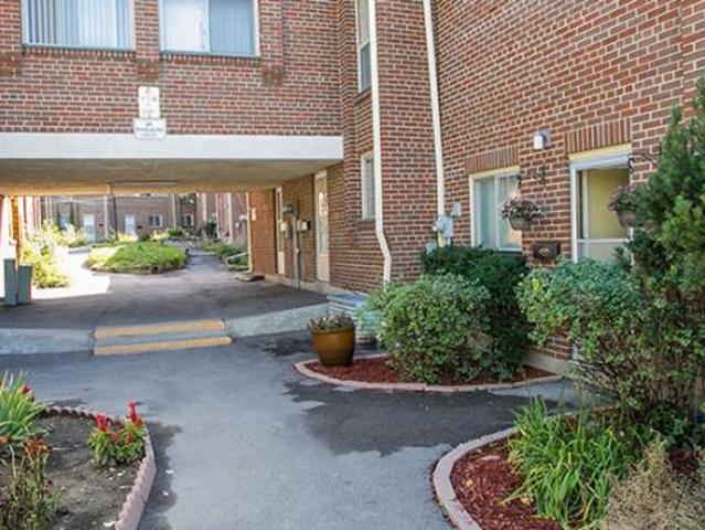 Townhouse for rent in Woburn, Ontario