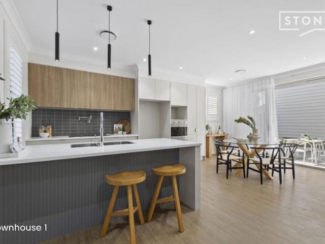 Townhouse for sale in Warners Bay, Newcastle-Maitland