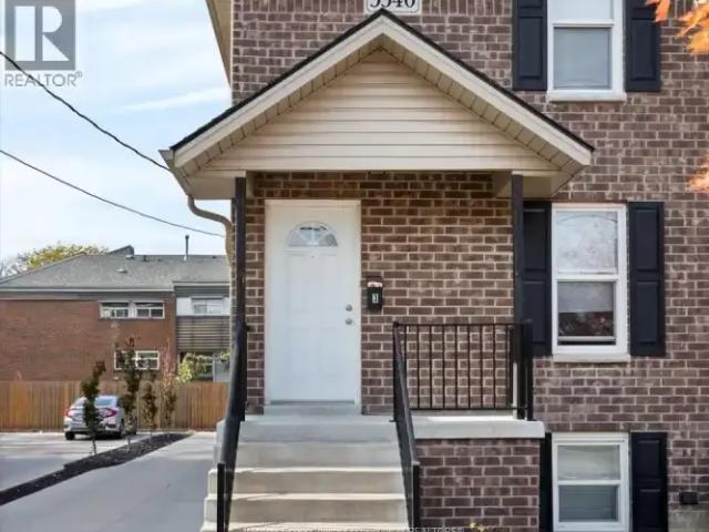 Townhouse for rent in Maidstone, Ontario