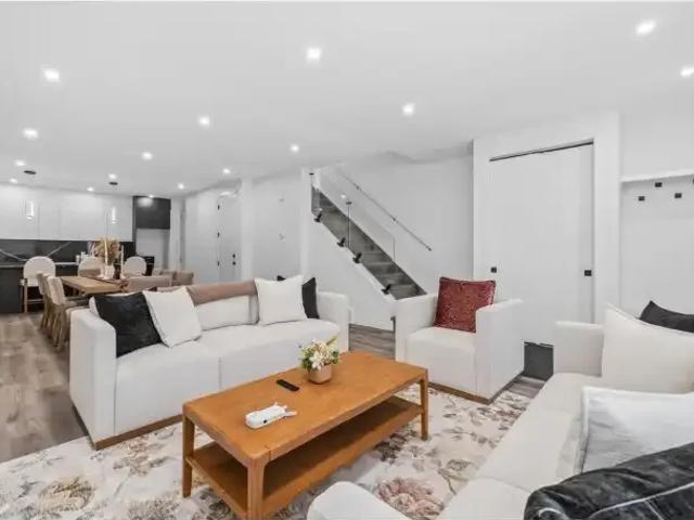 Townhouse for rent in Queen Alexandra, Edmonton