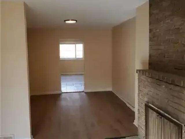Townhouse for rent in Waterloo, Ontario