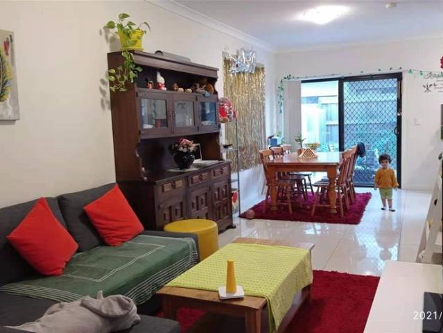 Townhouse for rent in Toombul, Queensland
