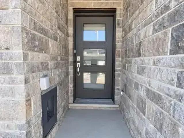 Townhouse for rent in Niagara Falls, Golden Horseshoe
