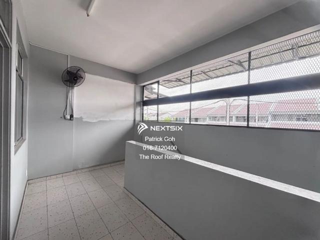 Townhouse for rent in Taman Ungku, Johor Bahru