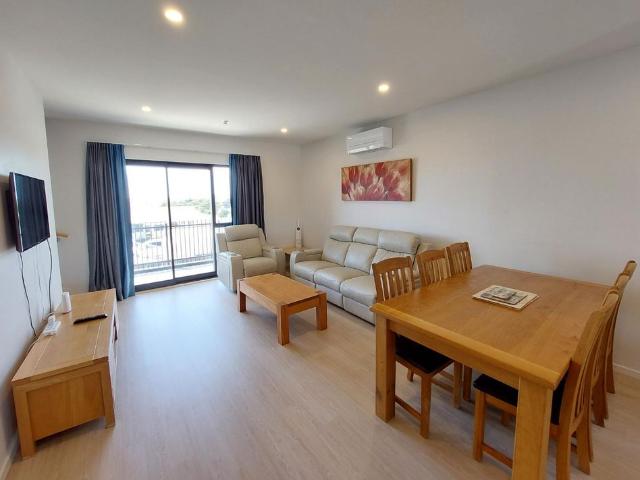 Townhouse for rent in Highbury, Kaipātiki