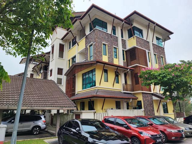 Townhouse for sale in Cheras