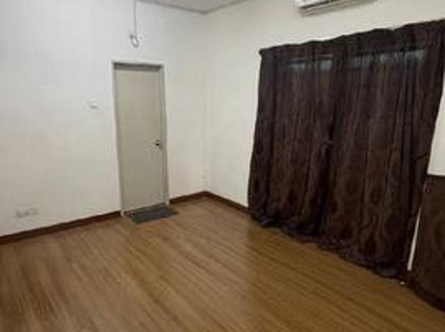 Townhouse for sale in Sendayan Village, Negeri Sembilan