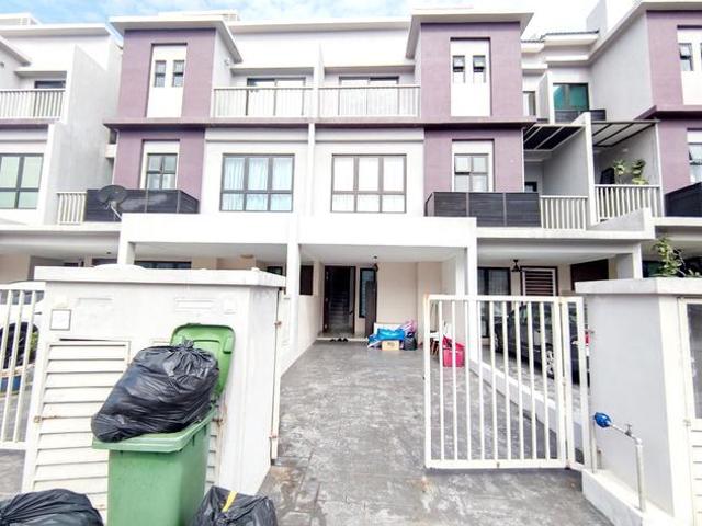 Townhouse for sale in Kajang, Langat