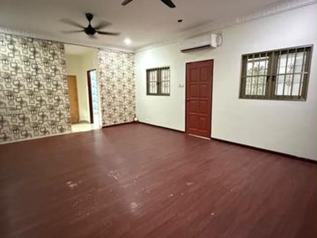 Townhouse for rent in Batu Caves, Majlis Perbandaran Selayang