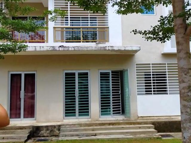 Townhouse for sale in Nilai, Negeri Sembilan