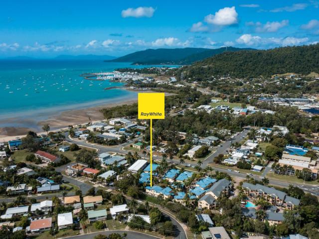 Apartment for sale in Cannonvale, Queensland