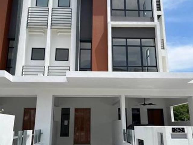 Townhouse for rent in Kajang, Langat