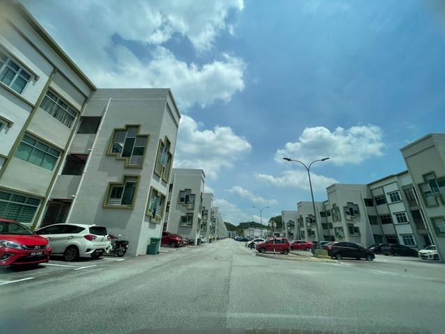 Townhouse for sale in Sendayan Village, Negeri Sembilan