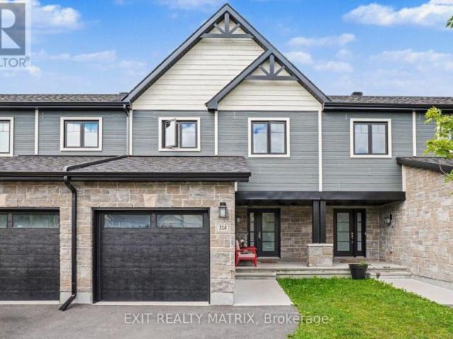 Townhouse for rent in Clarence-rockland, Ontario