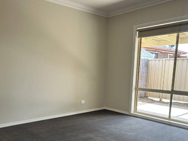 Townhouse for rent in Brimin, Victoria