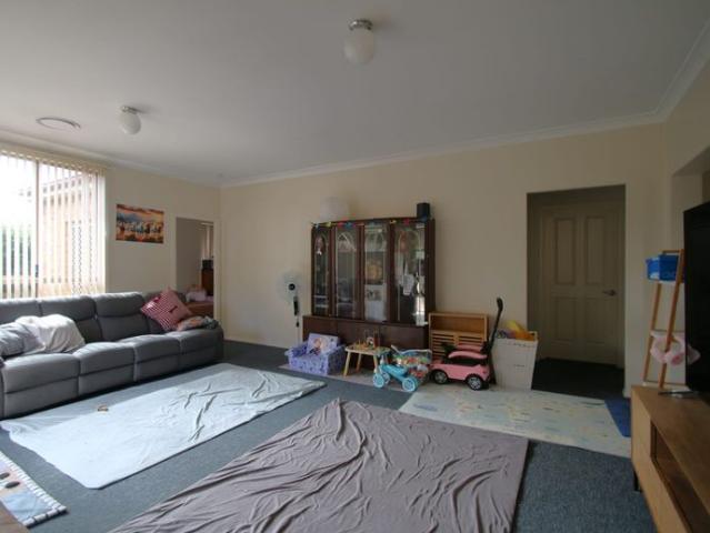 Townhouse for rent in Orange, New South Wales